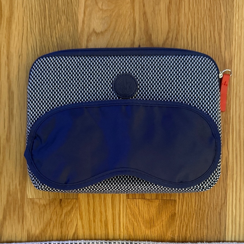 AIR FRANCE POUCH with Sleep Mask Navy and White Patterned with red zipper!